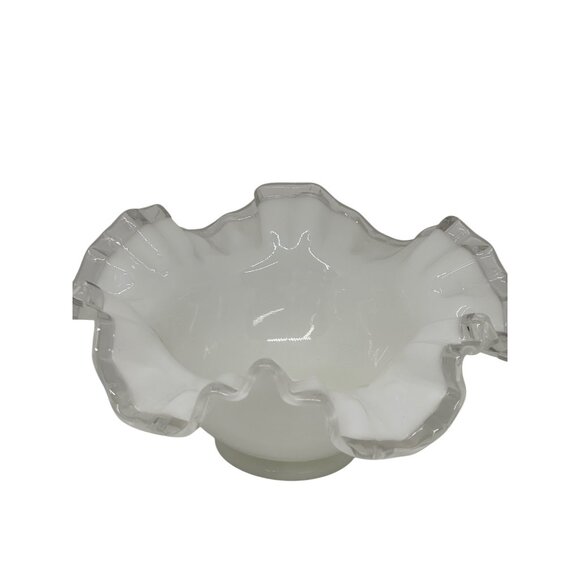 VTG Fenton White Silver Crest Milk Glass Ruffled Console Bowl 7"x3" Centerpiece - Picture 2 of 7
